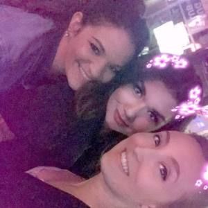 Meet your Posher, Dana